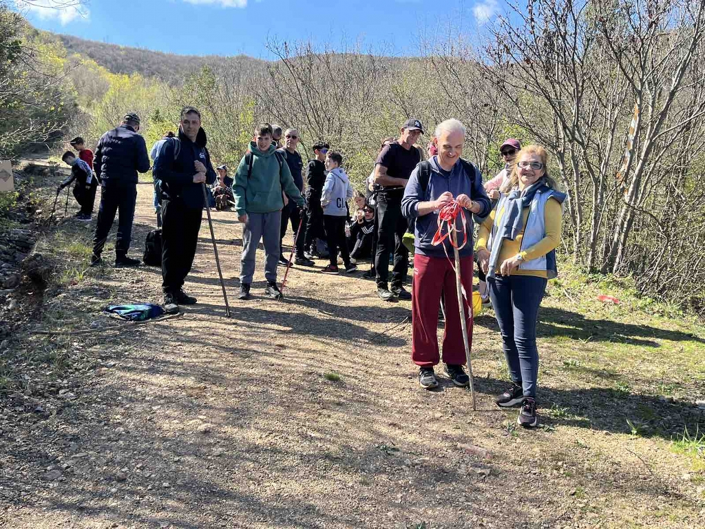 Πεζοπορία προς τη Μονή Αγίων Πάντων